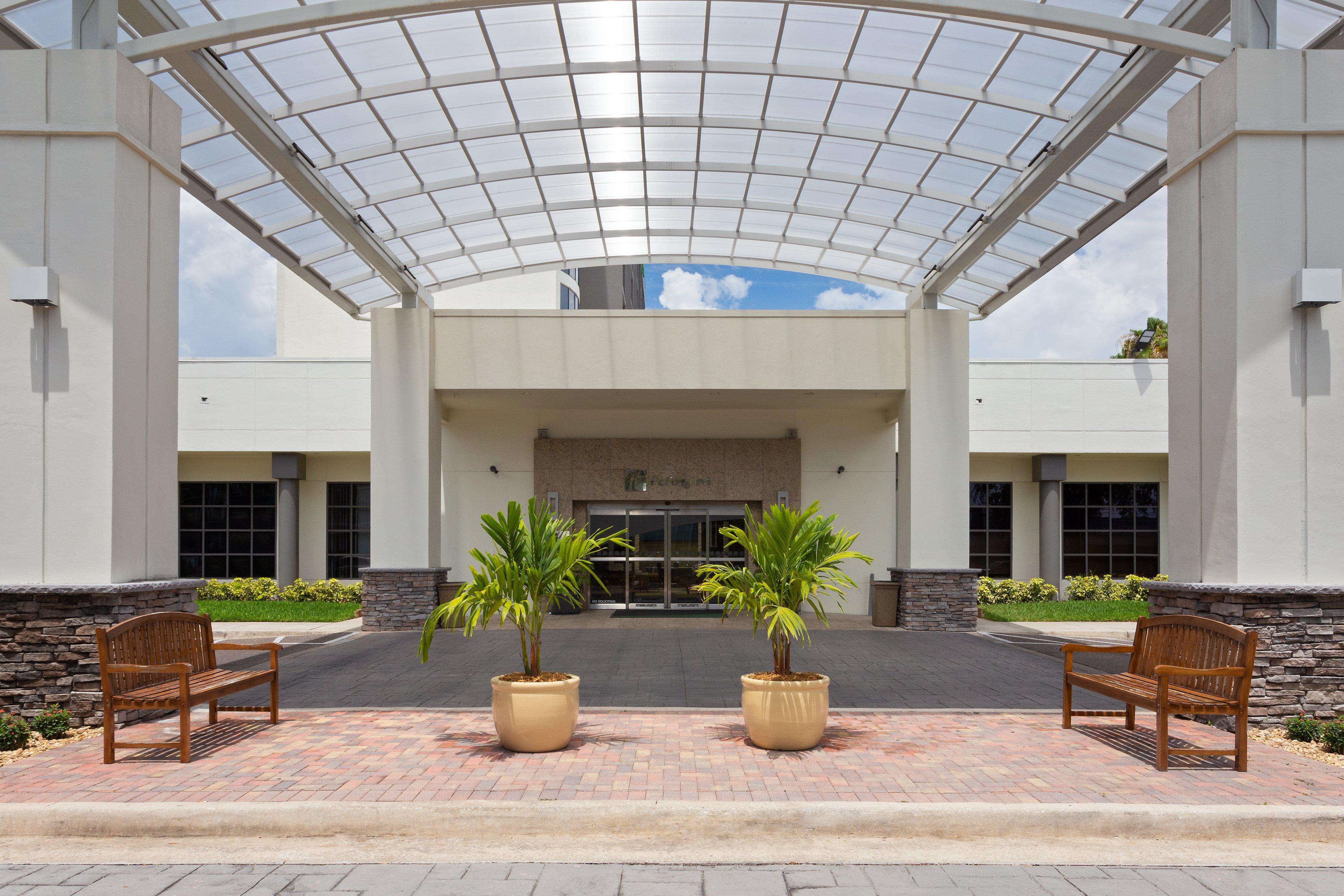 Holiday Inn Tampa Westshore - Airport Area By Ihg Bagian luar foto