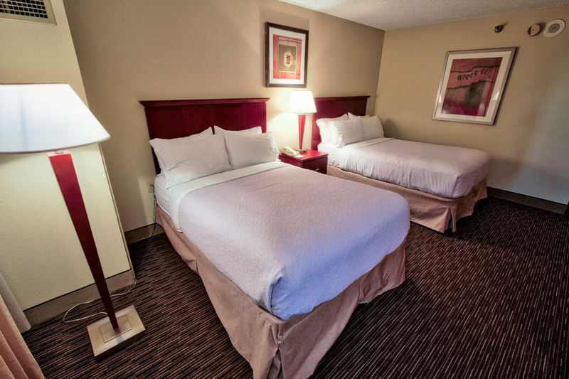 Holiday Inn Tampa Westshore - Airport Area By Ihg Bagian luar foto